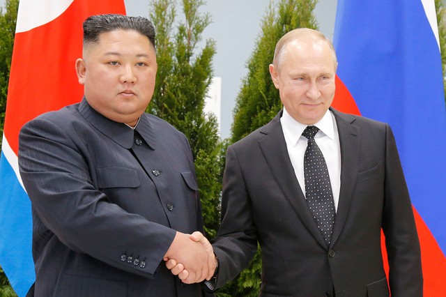 Ông Kim Jong-un cam kết 'nắm tay' ông Putin, thúc đẩy hợp tác chiến lược - Ảnh 1.