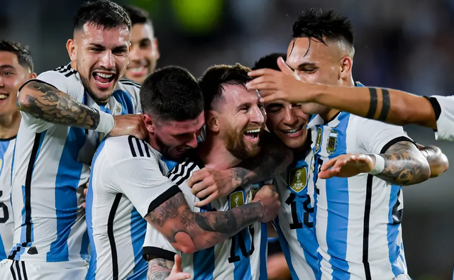 Đội tuyển Argentina có thể kiếm gần 80 triệu USD mỗi năm nhờ các trận giao hữu - Ảnh 1.