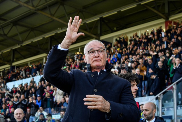 HLV Claudio Ranieri làm điều kỳ diệu với bóng đá Ý ở tuổi 71 - Ảnh 1.