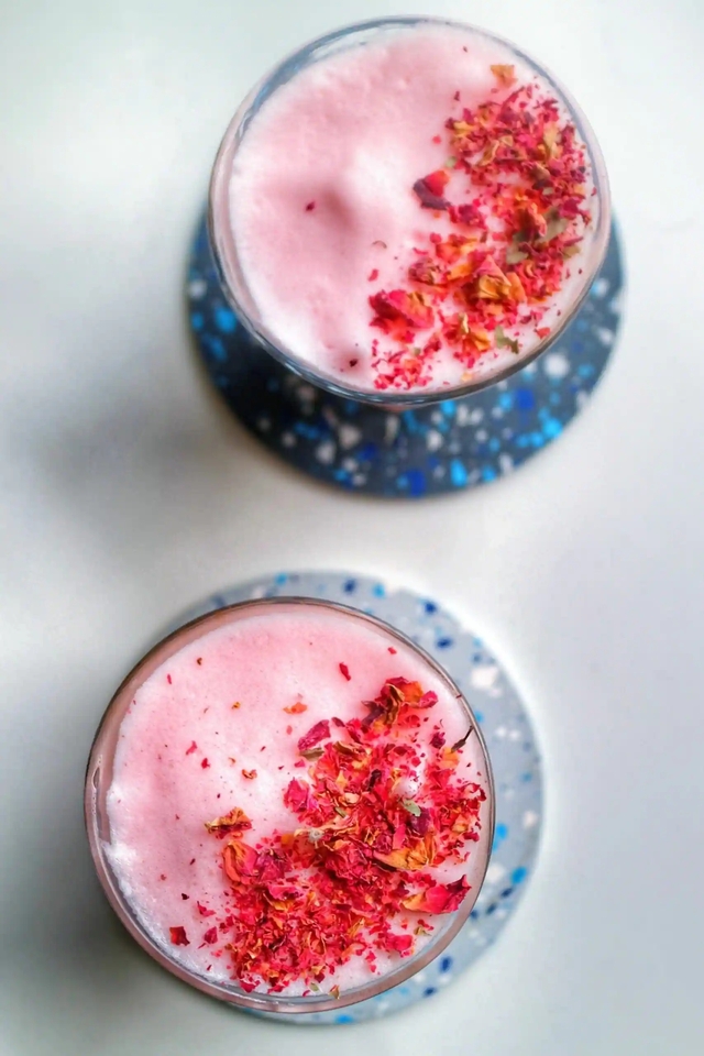 Gulab sharbat – giải khát mùa hè bằng nước hoa hồng tươi kiểu Iran  - Ảnh 7.
