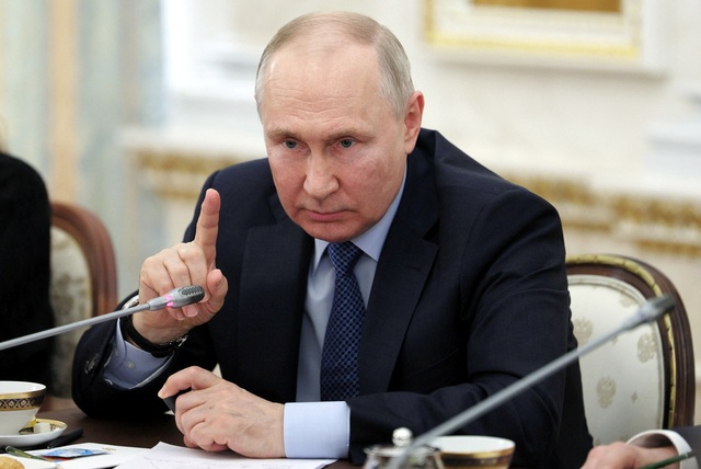 Chiến sự ngày 475: Ông Putin nói phương Tây có thể giúp chấm dứt chiến sự - Ảnh 1.