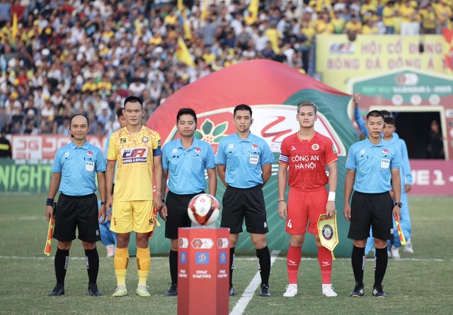 2 trọng tài Malaysia từng làm V-League điều khiển 2 trận đội tuyển Việt Nam ở FIFA Days - Ảnh 3.