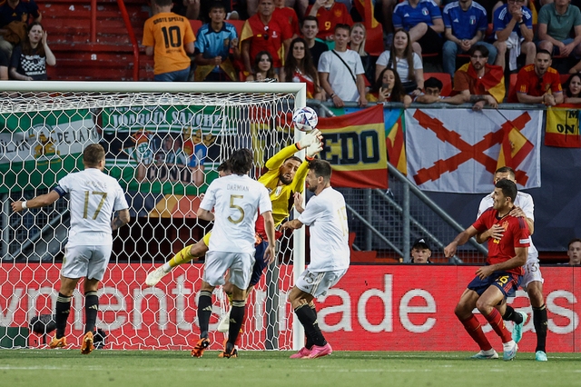 Tây Ban Nha đánh bại Ý để đụng độ Croatia ở chung kết UEFA Nations League - Ảnh 2.