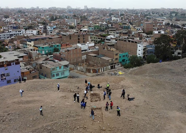 Các nhà khảo cổ Peru tìm thấy xác ướp 3.000 năm ở Lima - Ảnh 3.