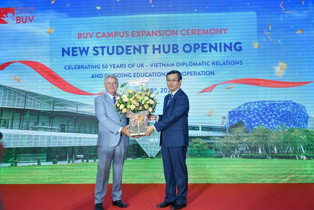 Một trường ĐH nước ngoài ở Việt Nam tăng tổng vốn đầu tư xây dựng học xá - Ảnh 3.