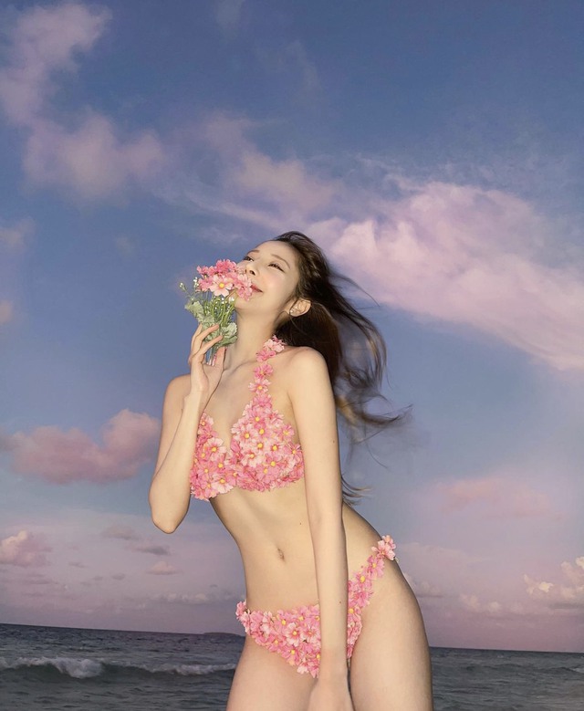 Những mẫu bikini đang khiến các fashionista hàng đầu thế giới mê mẩn - Ảnh 5.