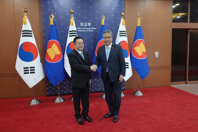 Hàn Quốc đề xuất thiết lập quan hệ đối tác chiến lược toàn diện với ASEAN - Ảnh 1.