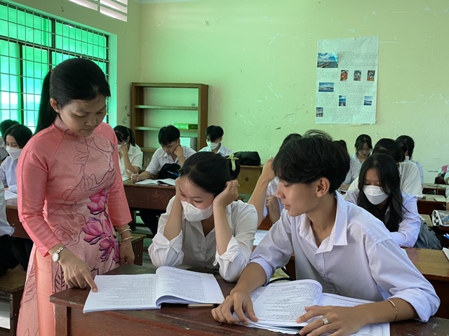 Kiên Giang có 2 huyện không bố trí điểm thi tốt nghiệp THPT - Ảnh 1.
