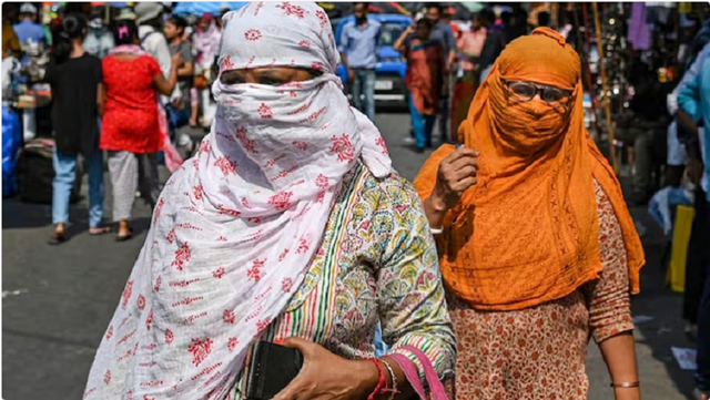 Gần 100 người chết trong 3 ngày nắng nóng gay gắt ở Ấn Độ - Ảnh 1.