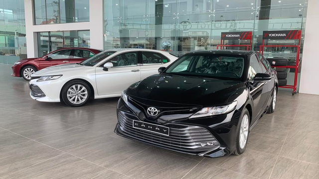 Sedan hạng D: Doanh số giảm, Toyota Camry vẫn áp đảo đối thủ - Ảnh 3. Sedan hạng D: Doanh số giảm, Toyota Camry vẫn áp đảo đối thủ - Ảnh 3.