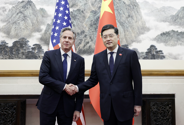 Ngoại trưởng Mỹ đến Trung Quốc để 'hạ hỏa' căng thẳng - Ảnh 1.