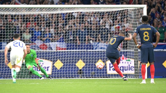 Vòng loại EURO 2024: Mbappe ghi bàn, đội tuyển Pháp thắng nhọc nhằn vượt qua Hy Lạp - Ảnh 1.