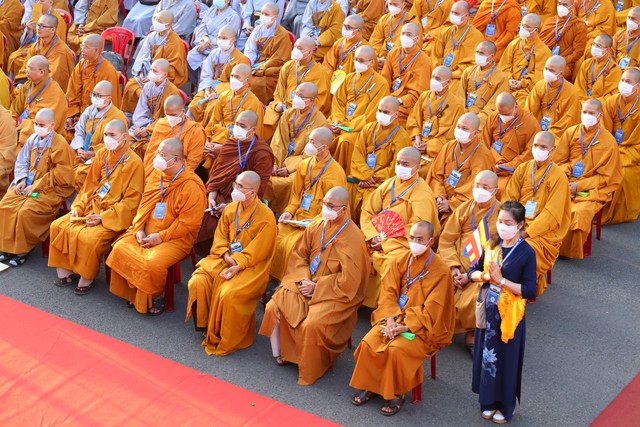 Đại lễ Phật đản tại TP.HCM: Nguyện cầu khắp chốn an vui, muôn dân an lạc - Ảnh 1.