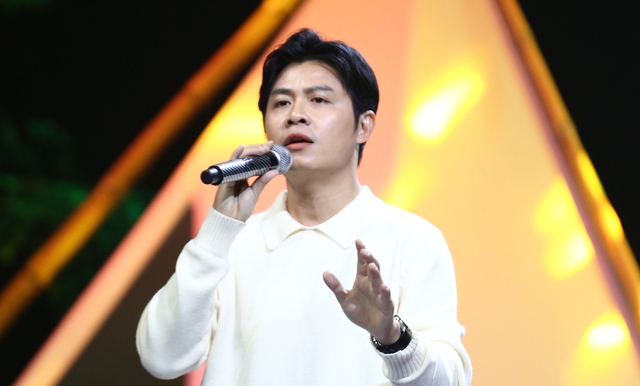Nguyễn Văn Chung kể giai đoạn 'bán nhạc không ai mua' sau hit 'Nhật ký của mẹ'  - Ảnh 1.