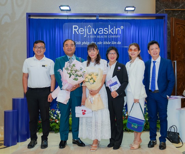 Workshop Rejuvaskin Dermacosmetics 2023 và sự kiện ra mắt bộ 3 sản phẩm Retinoid - Ảnh 17.