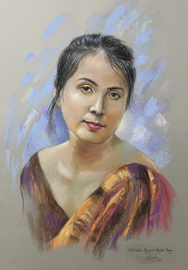 Các nhà báo nổi tiếng qua nét vẽ lung linh của họa sĩ Lê Sa Long - Ảnh 11.
