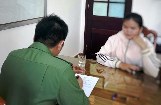 Phạt người phụ nữ bịa đặt nguyên nhân tấn công trụ sở UBND xã ở Đắk Lắk - Ảnh 1.