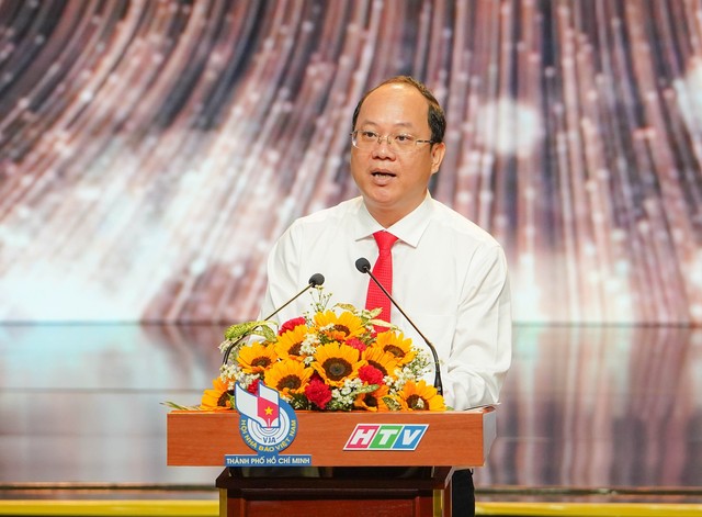 Phó bí thư Thành ủy TP.HCM Nguyễn Hồ Hải phát biểu tại lễ trao giải