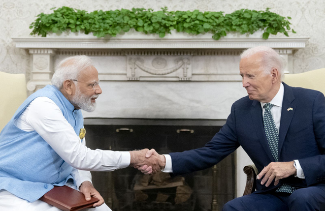 Ấn Độ - Mỹ ký một loạt thỏa thuận - Ảnh 1.