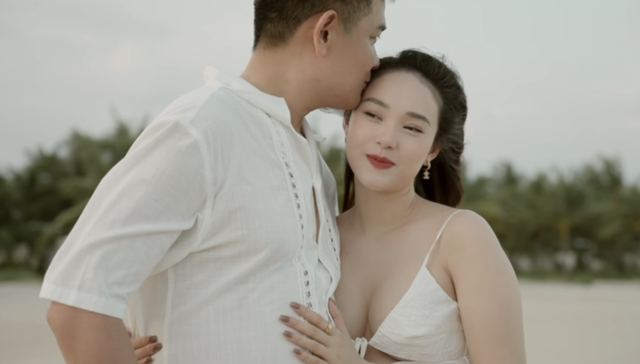 Chồng kín tiếng tiết lộ cuộc sống hôn nhân với ca sĩ Minh Hằng - Ảnh 1.