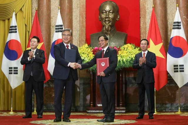 Việt Nam - Hàn Quốc mở rộng hợp tác an ninh quốc phòng và thương mại - Ảnh 4.
