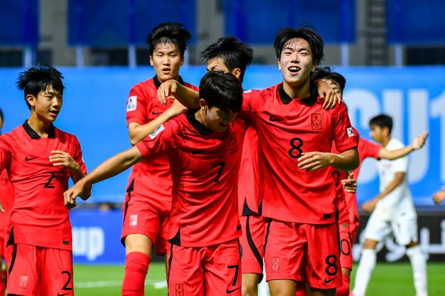 U.17 Thái Lan dễ dàng vào tứ kết giải châu Á nhưng khó dự World Cup - Ảnh 2.