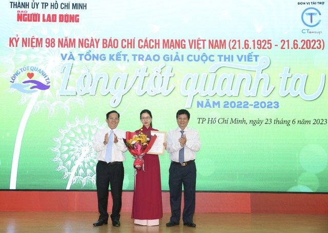 Báo Người Lao Động trao giải đặc biệt cuộc thi 'Lòng tốt quanh ta' 40 triệu đồng - Ảnh 7.