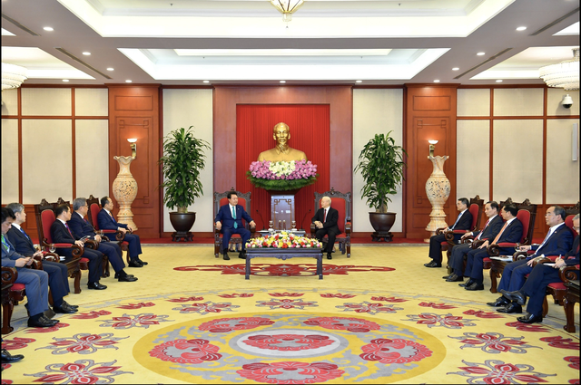 Tổng Bí thư Nguyễn Phú Trọng tiếp Tổng thống Hàn Quốc Yoon Suk Yeol - Ảnh 2.