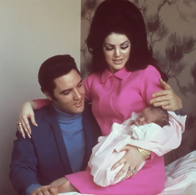 Elvis Presley tự kết liễu đời mình, dằn vặt tội lỗi vì cặp với tình trẻ - Ảnh 4.