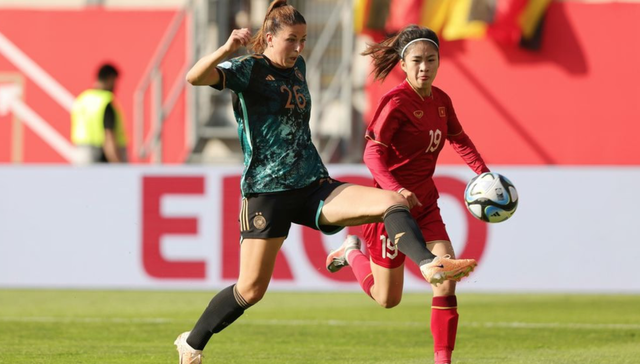 HLV đội tuyển nữ Đức không hài lòng với học trò sau trận gặp Việt Nam - Ảnh 2.