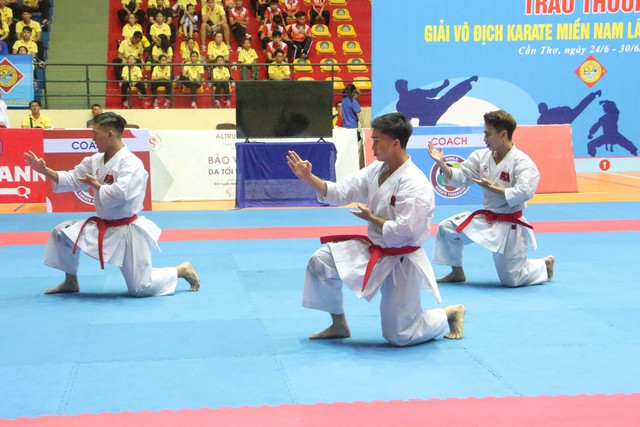 Khai mạc giải vô địch Karate miền Nam lần thứ 2 năm 2023 - Ảnh 2.