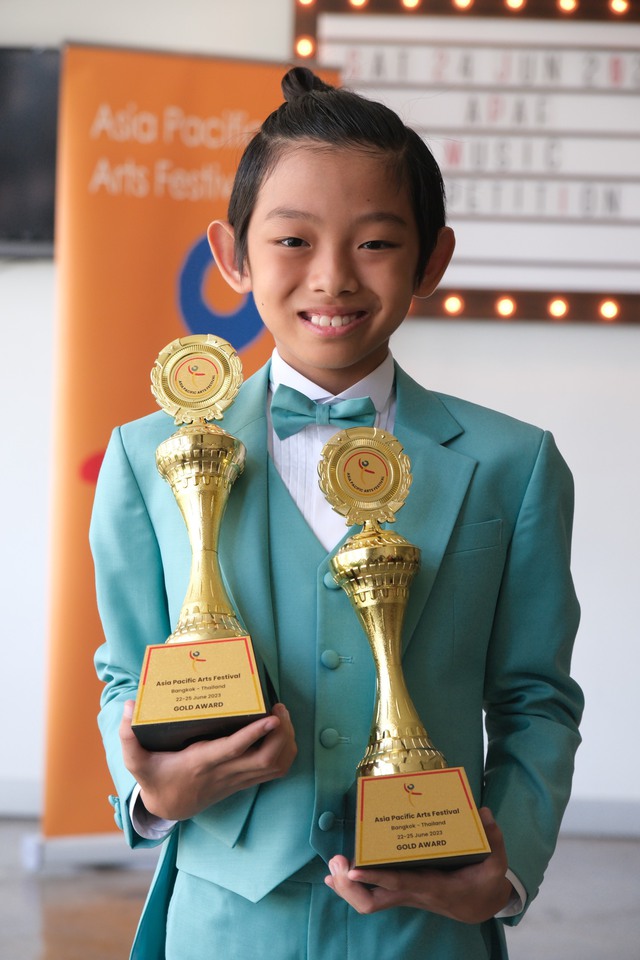 Con trai đạo diễn 'Đôi mắt' giành 'cú đúp' vàng tại Asia Pacific Arts Festival - Ảnh 2.
