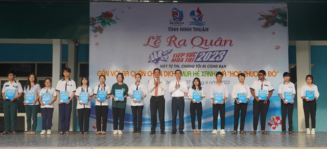 Ninh Thuận: Thành lập 41 đội hình tình nguyện chương trình Tiếp sức mùa thi năm 2023 - Ảnh 2.
