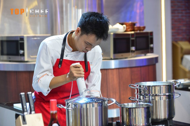 H'Hen Niê hào hứng trước món phở ăn không cần đũa của 'Top Chef 2023' - Ảnh 5.