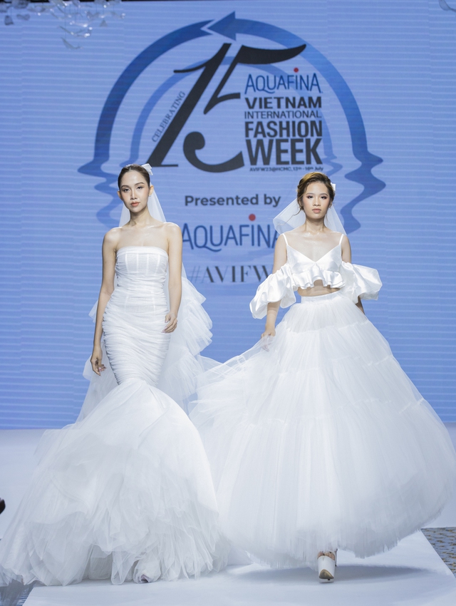 18 nhà thiết kế trong và ngoài nước tham gia trình diễn 'Vietnam International Fashion Week' 2023 - Ảnh 2.