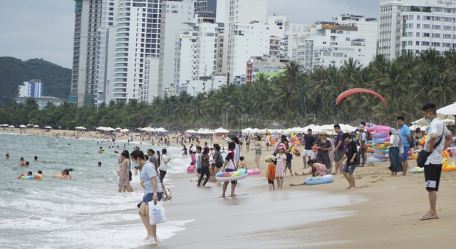 Hot hot: Vé máy bay hạ nhiệt cực 'đã', thả ga đi chơi hè ngay thôi! - Ảnh 2.