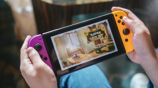 Nintendo Switch 2 có thể ra mắt vào năm 2024 với màn hình LCD - Ảnh 1.