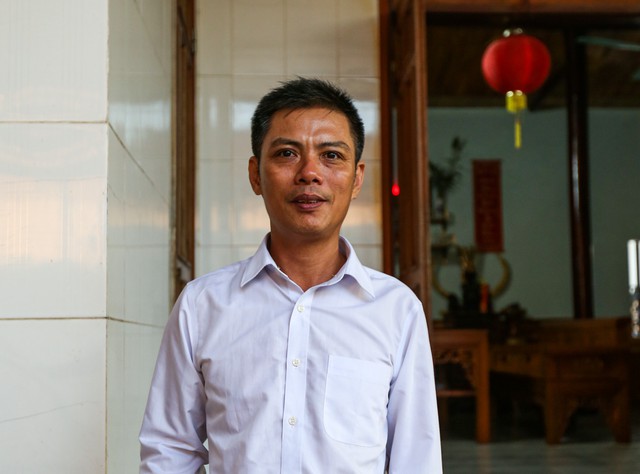 Trưởng thôn 46 tuổi ở Hà Tĩnh thi tốt nghiệp THPT - Ảnh 1.