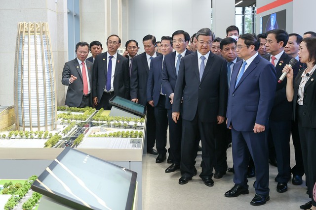 Thủ tướng thăm ‘thành phố trong mơ’ Hùng An của Trung Quốc - Ảnh 2.