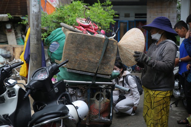 Sạt lở bờ kênh Thanh Đa, nhà dân ở Q.Bình Thạnh bị sụt lún - Ảnh 11.