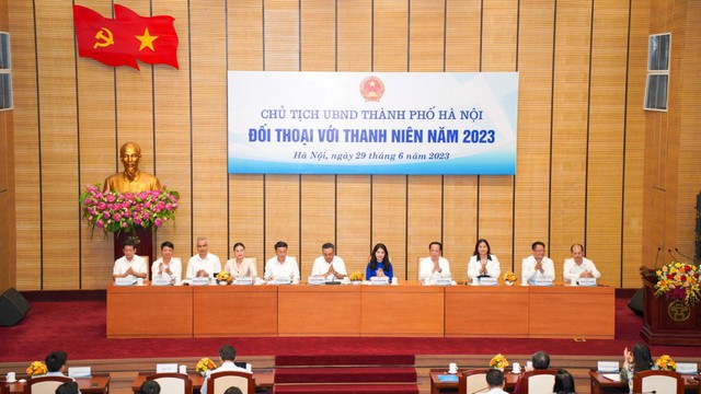 Ông Trần Sĩ Thanh: 'Làm sao để cập nhật thông tin của thanh niên nhanh hơn?' - Ảnh 1.