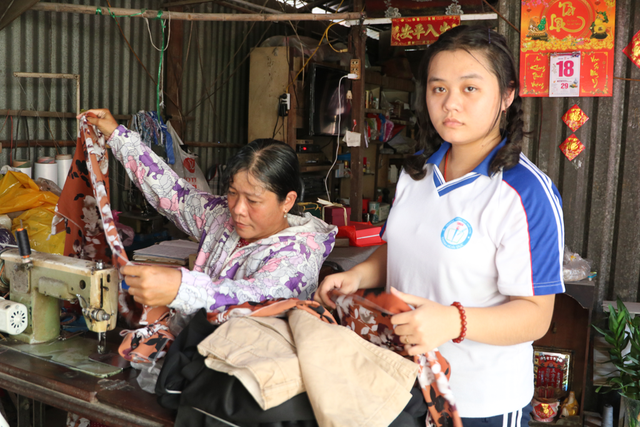 Nghị lực mùa thi: Khó khăn cản bước vào giảng đường  của cô học trò nghèo - Ảnh 1.