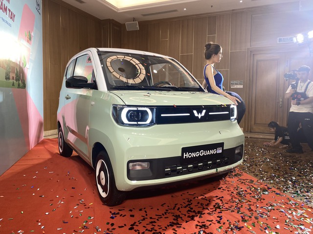 Ô tô điện 'tí hon' Wuling Mini EV giá từ 239 triệu đồng tại Việt Nam - Ảnh 1.
