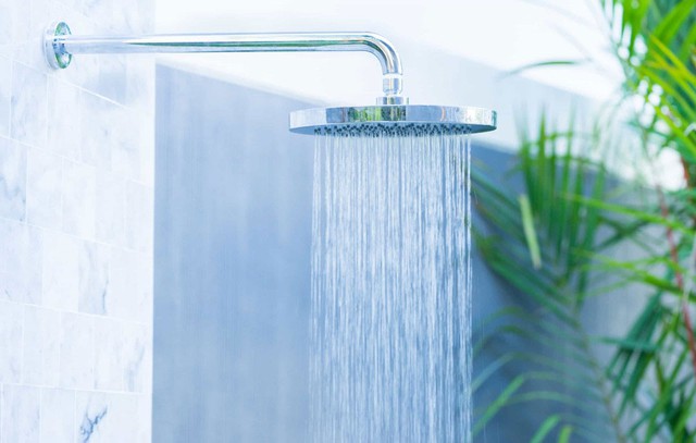 Đây là cách tắm giúp hạ nhiệt an toàn mùa nắng nóng  - Ảnh 1.