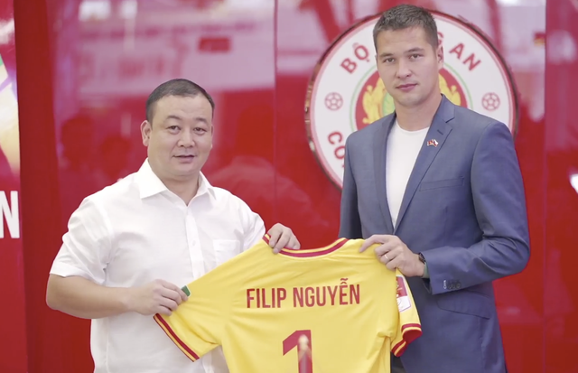 Filip Nguyễn ra mắt CLB Công an Hà Nội: 'Giấc mơ trở về quê hương thành hiện thực' - Ảnh 3.