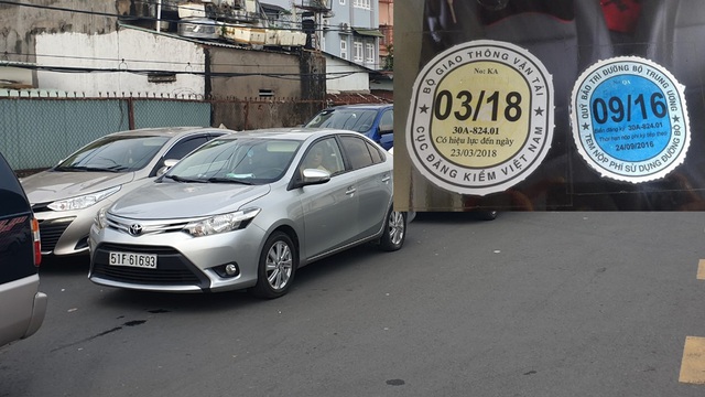 &Ocirc; t&ocirc; 'đắp chiếu' bao l&acirc;u được trả lại tiền ph&iacute; đường bộ? - Ảnh 1.