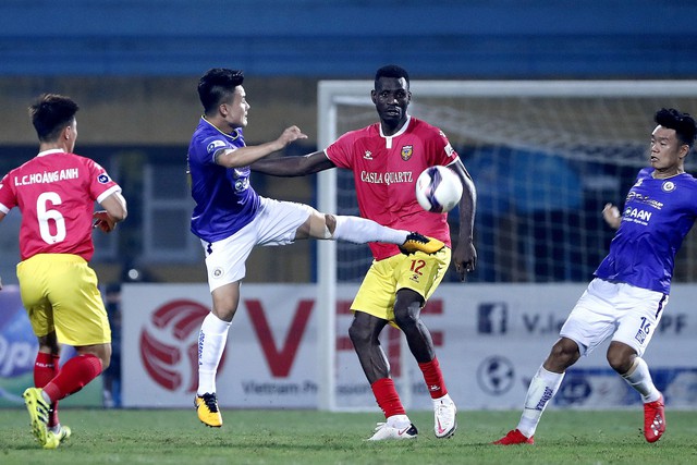 Quang Hải chia tay CLB Pau trở về với V-League - Ảnh 2.