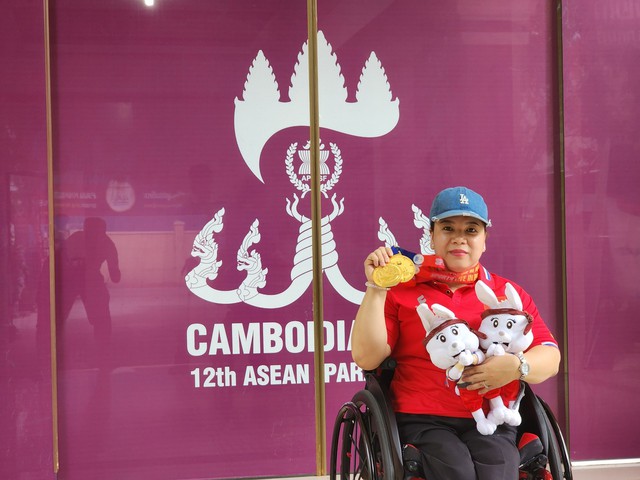 Lê Văn Công xuất sắc giành 2 HCV ở ASEAN Para Games - Ảnh 3.