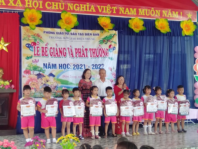 Cô giáo tôi đam mê làm thiện nguyện - Ảnh 2.