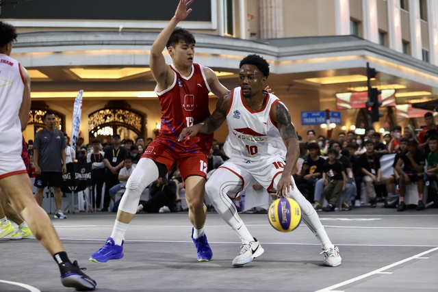 Cầu thủ Việt kiều cao trên 2m gia nhập giải bóng rổ VBA 2023 - Ảnh 2.